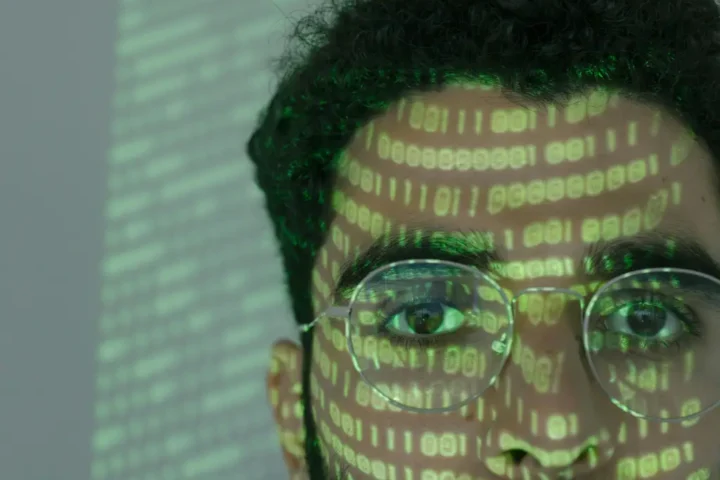 El Experimento de la Doble Rendija: ¿Realidad o Ilusión?