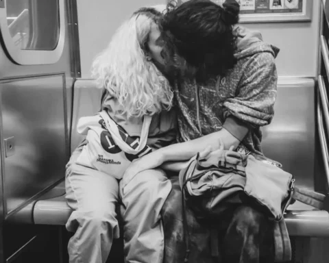 Sincronicidad y Conciencia: Mensajes y Realidad Explicados